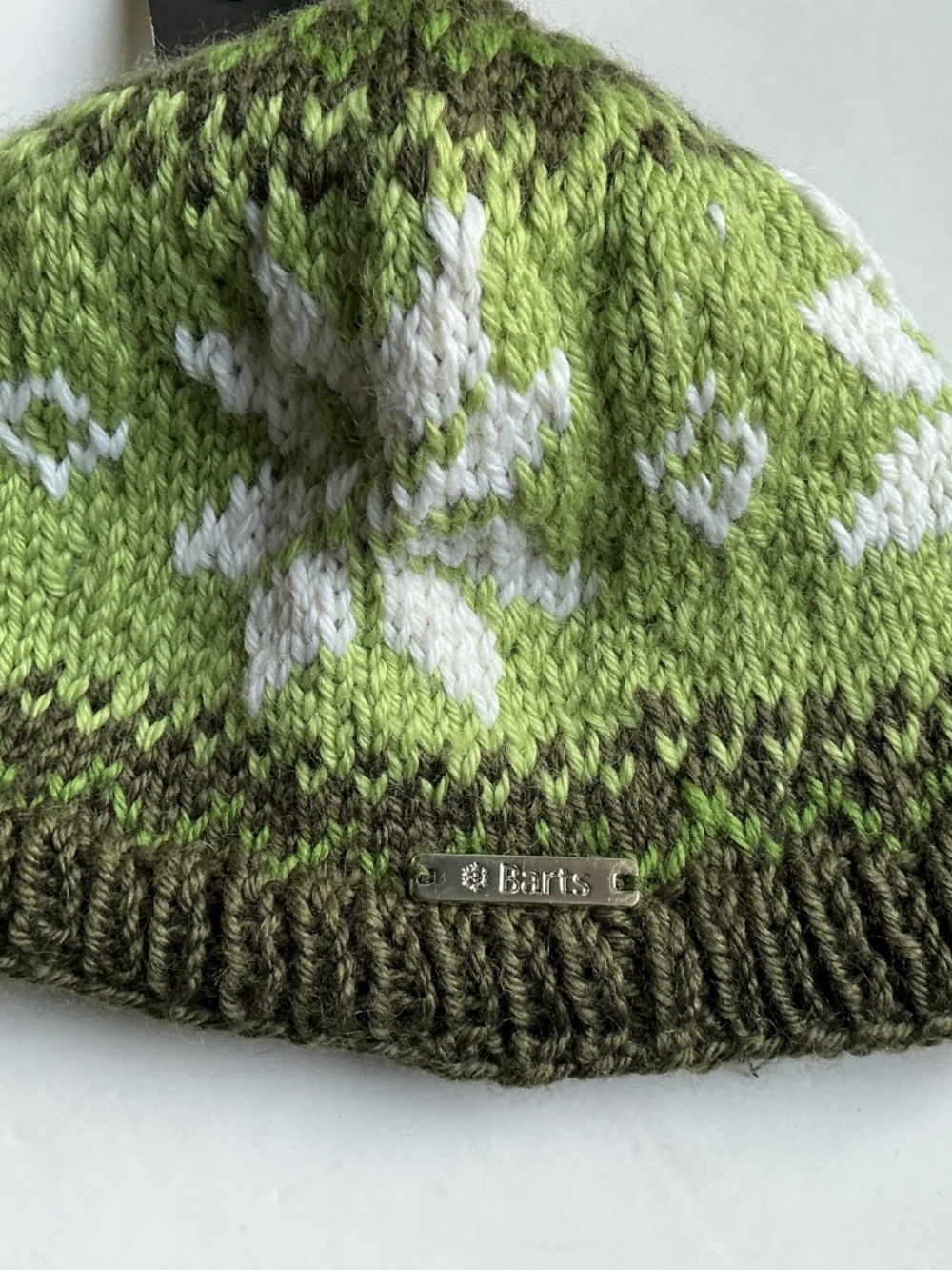Barts  women green tuque / hat wool and acrylic , one size made in China 🇨🇳